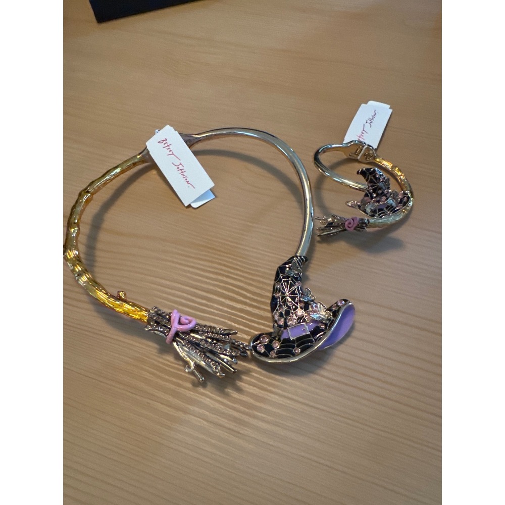 Betsey Johnson Halloween Witch Hat Broom Necklace Bracelet Set Gold Pink Purple